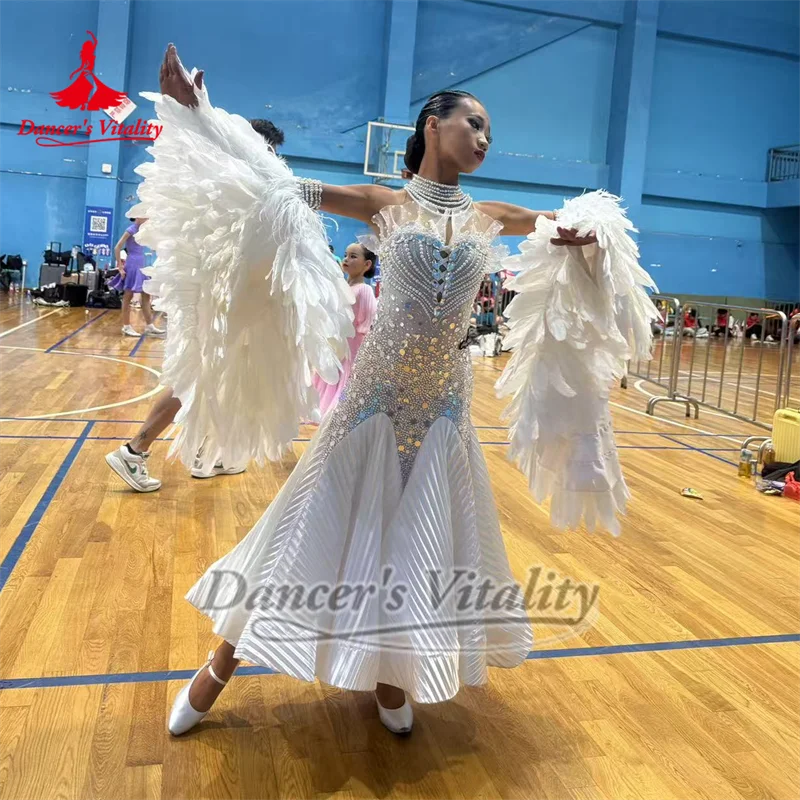 Pearl Neckline Ball… - image