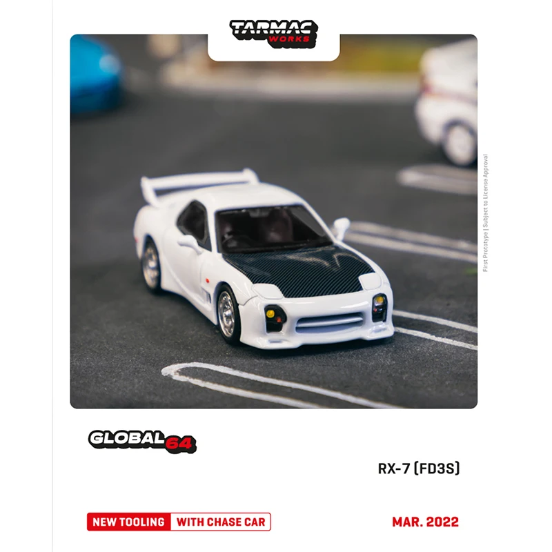 Tarmac Works 1:64 Model Car RX-7 (FD3S) Speed A-Spec Alloy Die-cast White Carbon