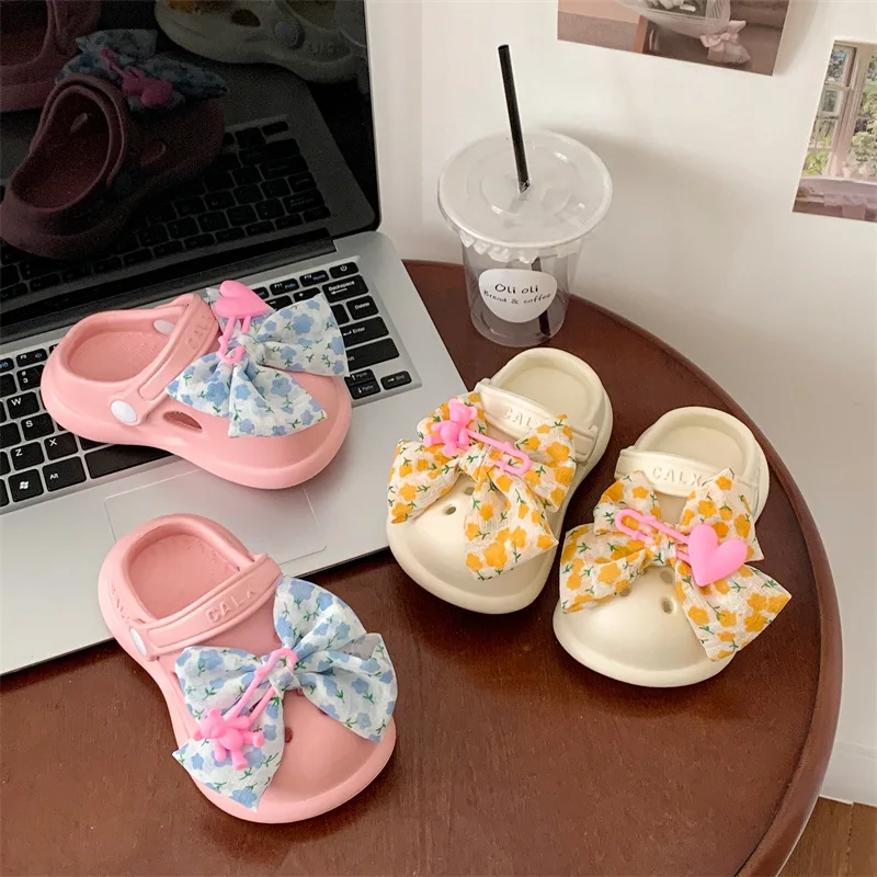 

Модная обувь для девочек, новинка лета 2024, детские сандалии, простые универсальные тапочки для девочек, удобная детская пляжная обувь на мягкой подошве, Zapatos