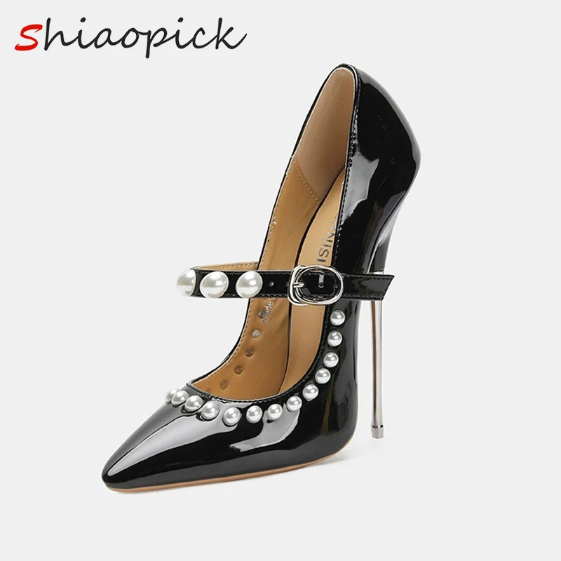 2025 جديد وصول 16 سنتيمتر المتطرفة المعادن عالية الكعب الخناجر مثير اللؤلؤ الكاحل حزام النساء مضخات الوثن نموذج SM مثلي الجنس للجنسين الأحذية