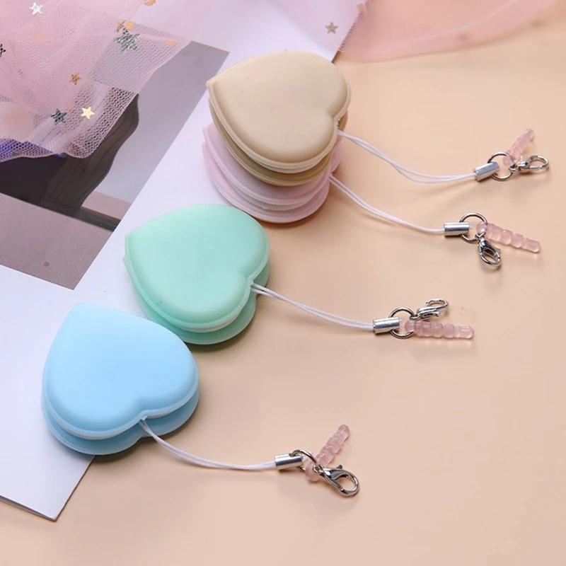 1 Piece Love Heart Shape Phone Wipe Cloth Lens Wipe Camera Lens Wipe Cleaning Tools Random Color