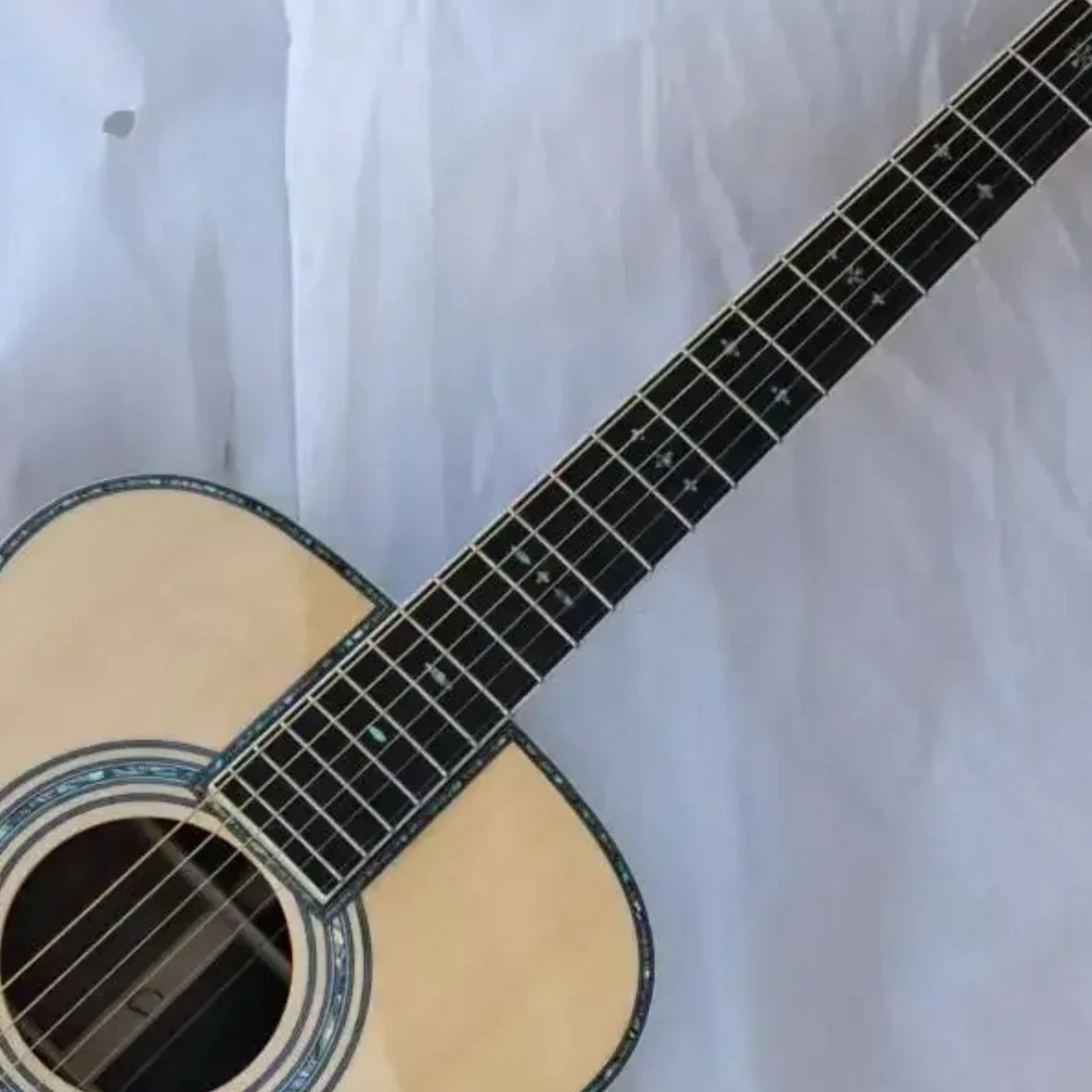 Hot sale OM42 6 String Acoustic Guitar Solid Top HPL Neck Picea Asperata Body 39 Inch Abalone Shell Inlaid Premium Gift