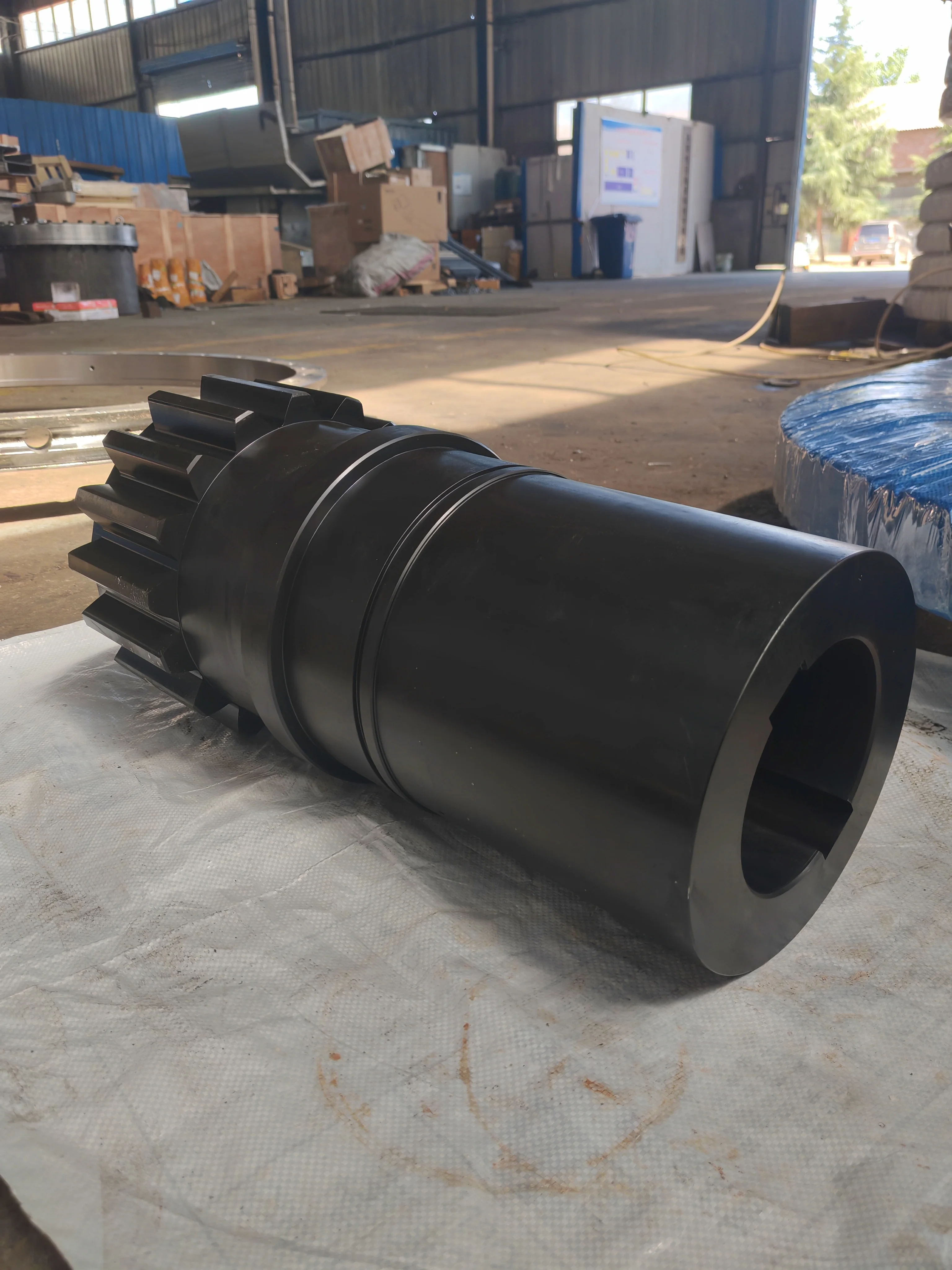 #Carbon Steel Roller Chain Sprocket with Hub Gear Wheel OEM Customizable for Transmission Machine Industries