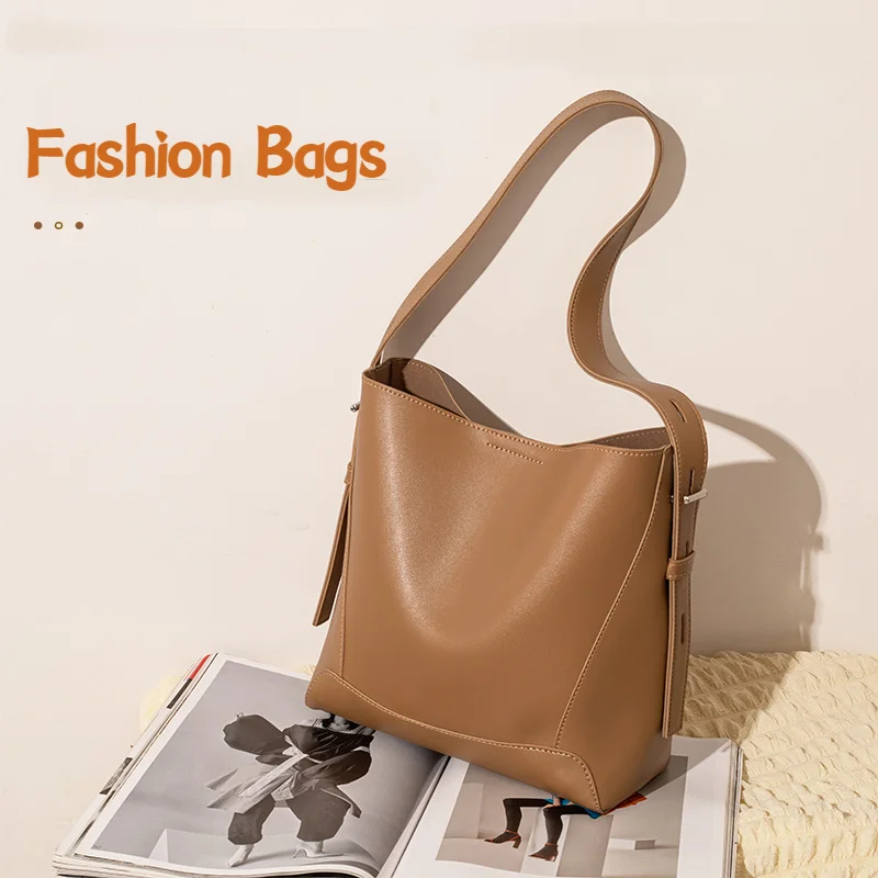 New In Large Capacity Tote Bags Fashion Bucket Bags For Women Simple Soft PU Leather Handbags Commuter Underarm Shoulder Bags