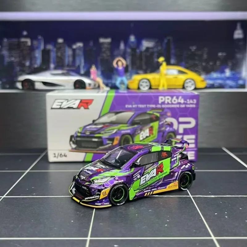 

XCARTOYS POPRACE 1:64 Toyota Yaris -EVA01 реалистичная модель автомобиля из сплава, игрушка для мальчиков, детский подарок, коллекционное украшение для взрослых.