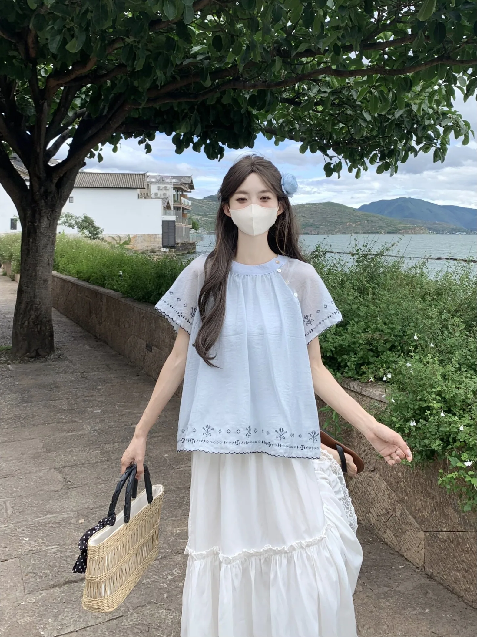 

Spring 2026 Women's Sweet Youth-Loss Embroidered Button-Up Short Sleeve round Neck Thin Shirt Loose Comfortable Korean Style