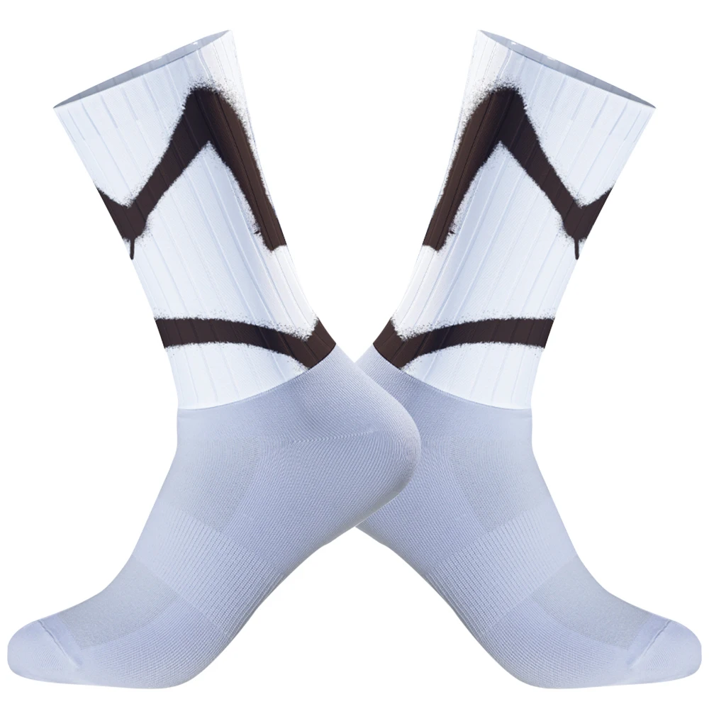 

2025 New Comfortable cycling socks for morning and night rides, moisture wicking and sweat wicking without stuffiness