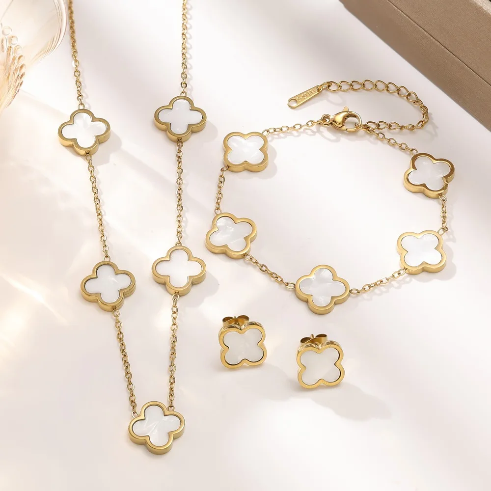 Fashionable And Elegant Luxury Stainless Steel Four-Leaf Clover Necklace And Bracelet Jewelry Set, Polished Flower Necklace image 2