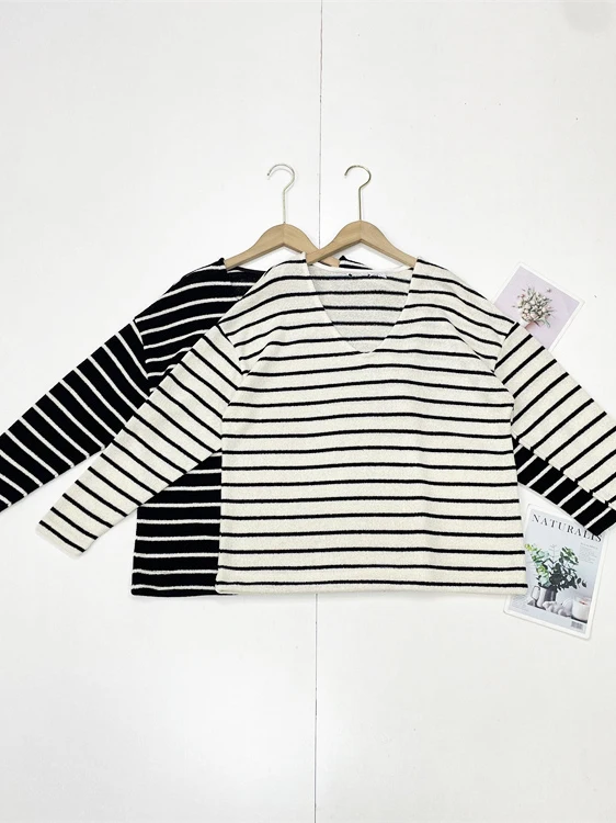 

Loose Fit V-Ne Long Sve Women's Knitwear Spring 2026 Classic Stripes Sweater Overhead Sle Comfortable Breathable