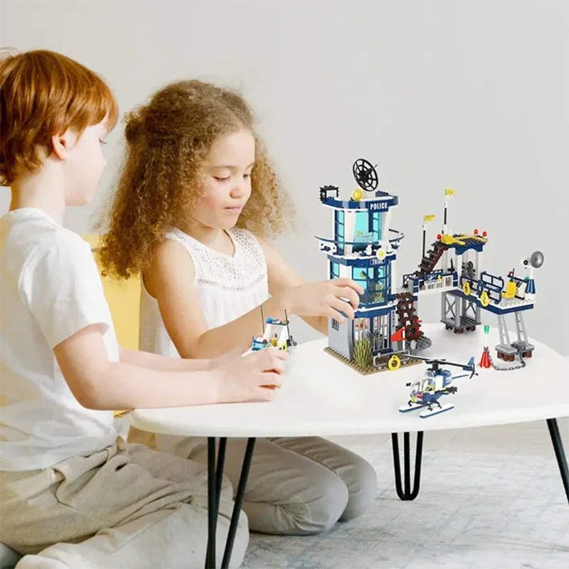 

Hongan City Police Station Building Sets, Compatible with Legos Military Helicopter Airplane,Boats Ship, Swat Team,Building Kit