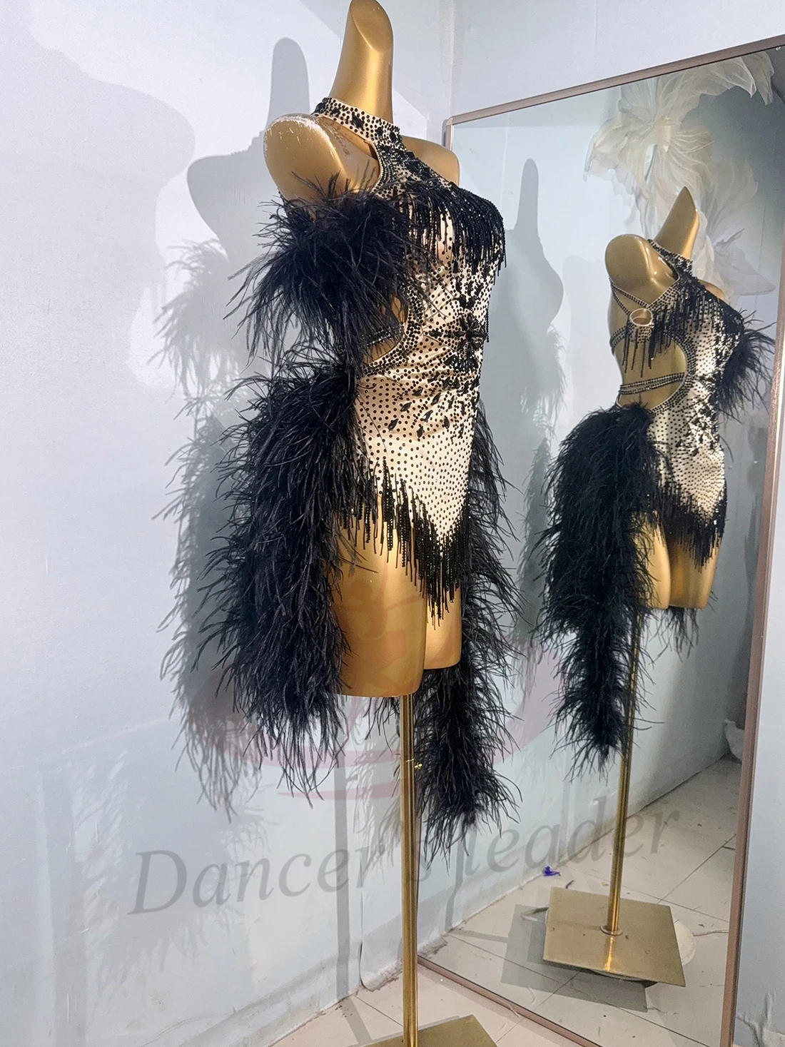 

Latin Dance Rhinestone Female Adult Children High-End Customized Leopard Print Plush Samba Performance High Flash Dress
