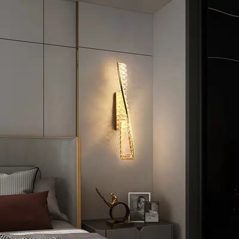 Bedside Dimmable Led Wall Lamp Luxury Lustre Crystal Wall Scones Irregular Gold Steel Sofaside Mounted Lamp Indoor Light Fixture