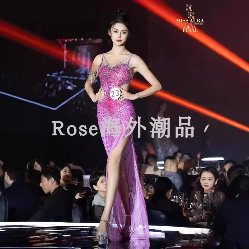 ที่กําหนดเอง International Miss Halo ประกวดความงามแต่งตัวเซ็กซี่ด้านข้างแยกคอนเสิร์ตนักร้องหญิง Belly STAGE Performance Dress