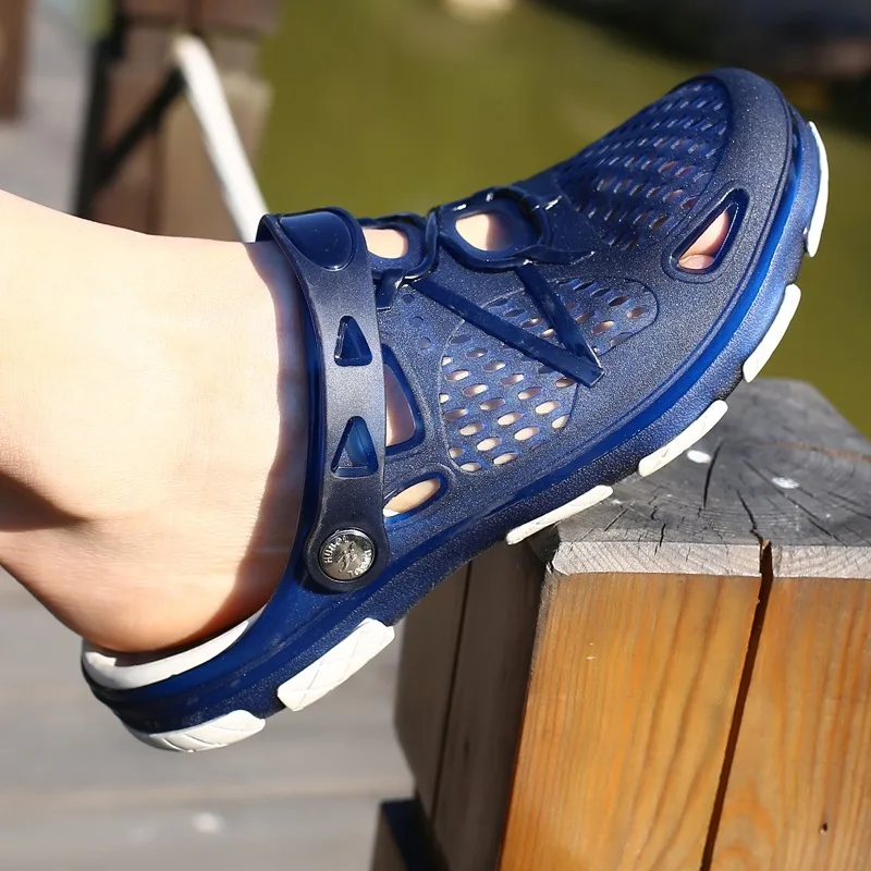 

Men Navy Hollow EVA Clogs, Adjustable Rear Strap, Non Slip White Sole Breathable Slippers for Beach Shower Outdoor Daily Wear