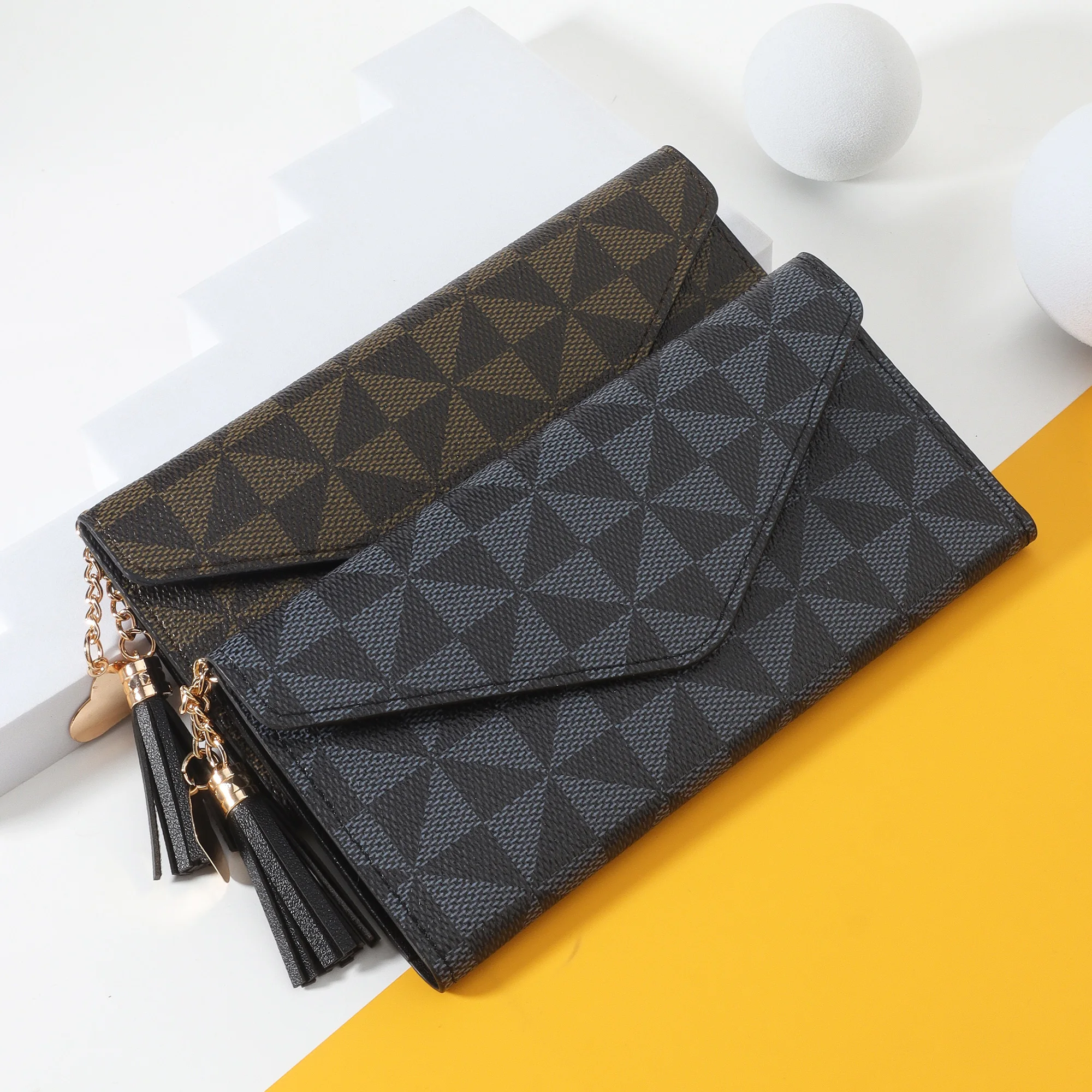 กระเป๋าสตางค์ใบยาวสำหรับผู้หญิงกระเป๋าสตางค์อเนกประสงค์กระเป๋าสตางค์ใส่เหรียญกระเป๋าสตางค์แบบพับหนัง PU หรูหราสำหรับผู้หญิง