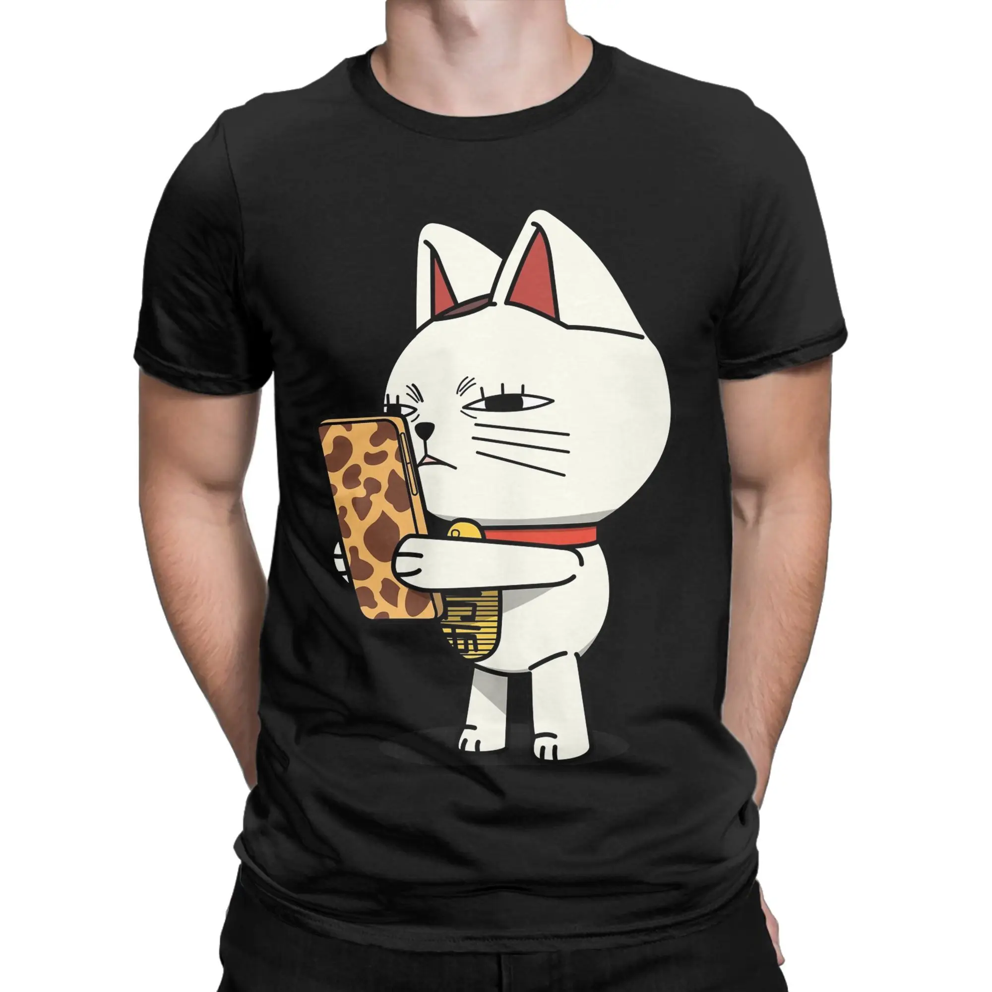 أنيمي Dandadan القط توربو الجدة على الهاتف تي شيرت الرجال 100% القطن تي شيرت تقليدي الجولة الرقبة تي شيرت ملابس قصيرة الأكمام