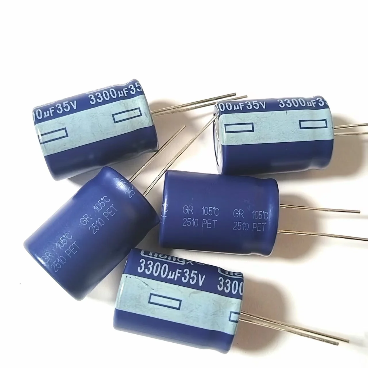 2pcs Electrolytic Capacitors: 35V 3300uf,±20% 3300μF 35V; Dimensions: 16×30, 18×25 Specifications High-frequency Low-resistance