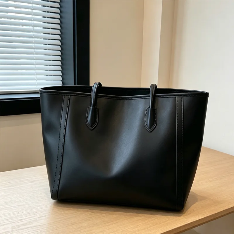 2026 Neue Retro Damen Handtasche Große Kapazität Modische Vielseitige Schultertasche Koreanische Version Einfarbige Business-Tasche – Detail 9