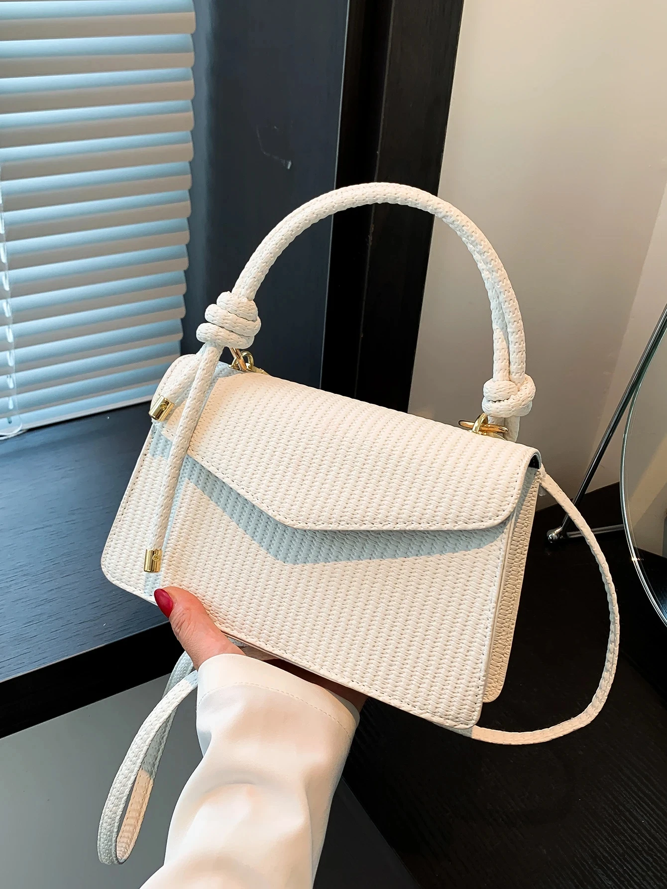 

White Vintage Knitted Texture Women's Handbag Shoulder Crossbody Bag Square Handbag Fashionable High Quality Women's Bag