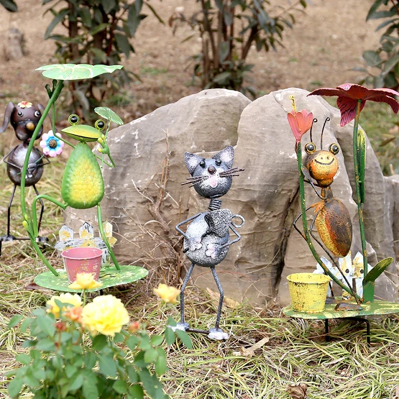 

Island pull iron animal ground insert horticultural ornament pastoral landscape decoration garden courtyard landscape frog