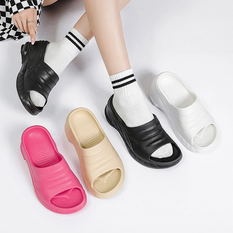 2024 New High Fashion Large Brand Slope Heel Slippers And Sandals Women Summer Outside Casual Anti-Slip Wedge Open-Toe Shoes