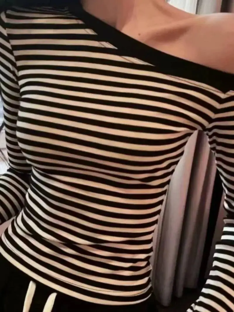 

Женский вязаный топ с асимметричным вырезом и открытыми плечами, в полоску, с длинными рукавами, осенне-зимняя новинка, облегающий, YCXP