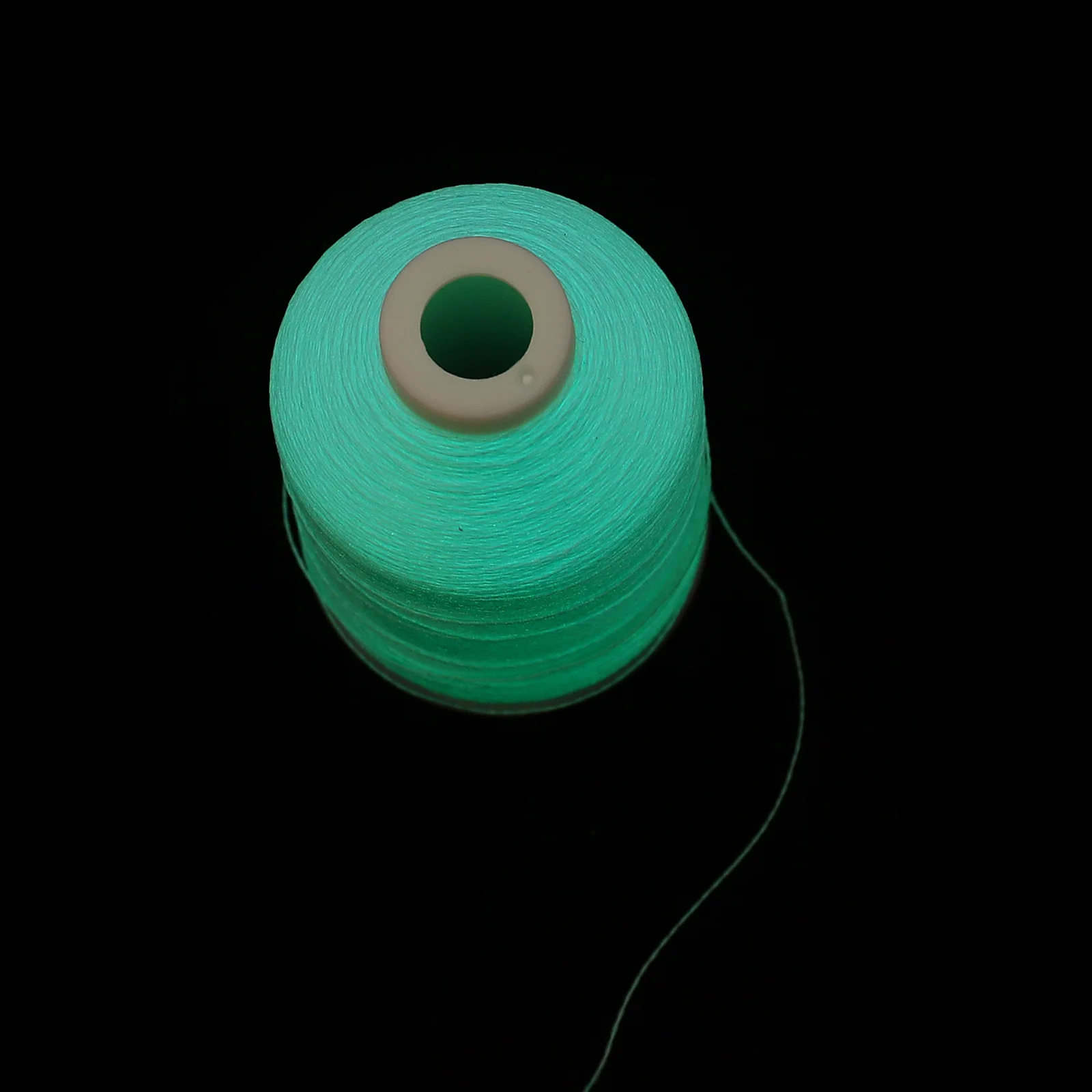 

1-рулонная светящаяся в темноте нить для вышивания, профессиональная полиэфирная швейная нить для поделок своими руками, украшения с кисточками для вышивки крестиком