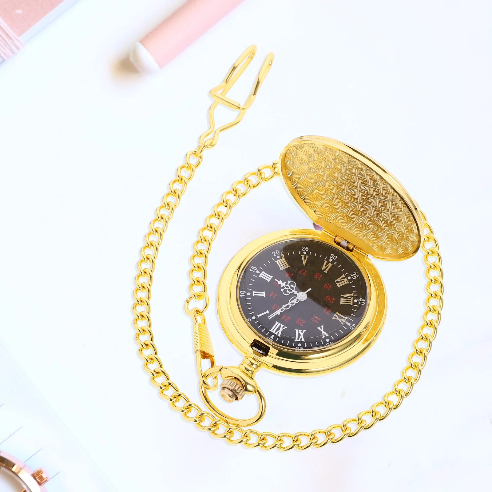 

1pc Retro Dark Golden Alloy Pocket Watch Vintage Quartz Timepiece Classic Men Women Fashion Accessory Retro Pocket