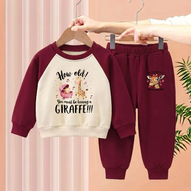 Herbstmode für Kinder: Zweiteiliges Set mit Kapuzenpullover mit Rundhalsausschnitt und langen Hosen, lässiger Trainingsanzug für Jungen, Kinder-Pullover-Hosen-Set – Detail 3