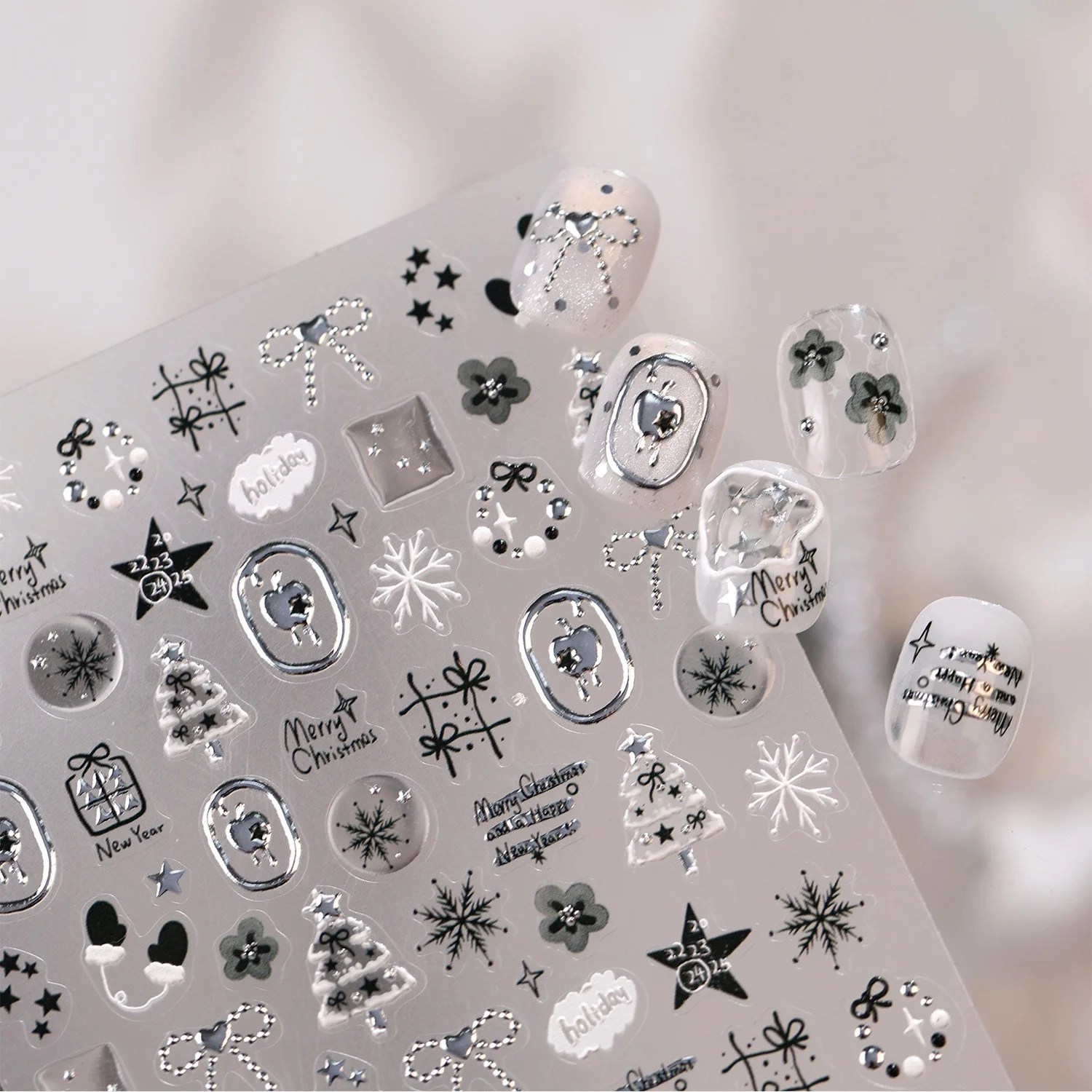 クリスマスシルバーメタルパインツリースノーフレークボウペンタ - Nail Art Xmas Tree のレビューと価格