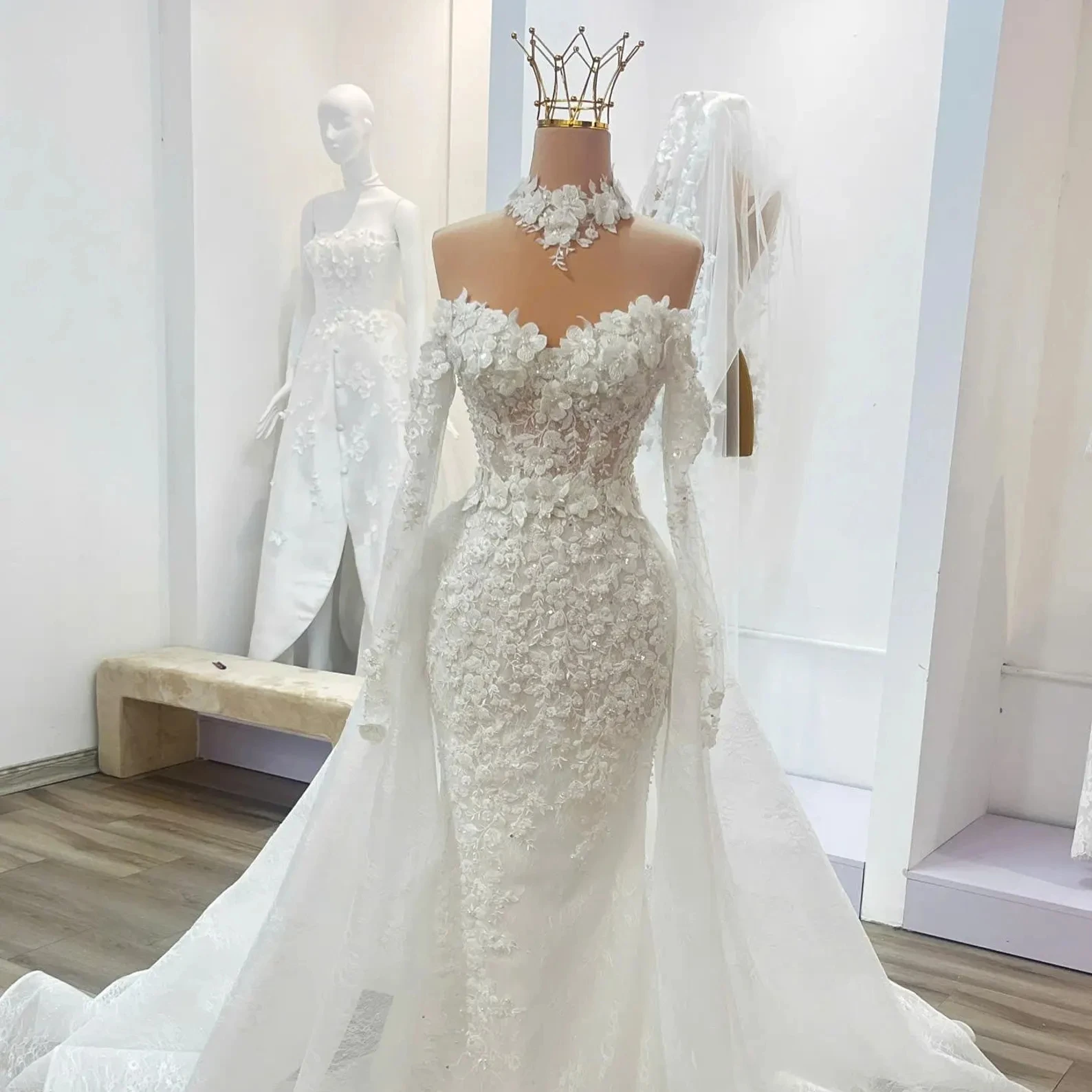 

Custom 2026 Off Shoulder Lace Mermaid Wedding Dress with Detachable Overskirt 3D Floral Appliques Cathedral Train Bridal Gown