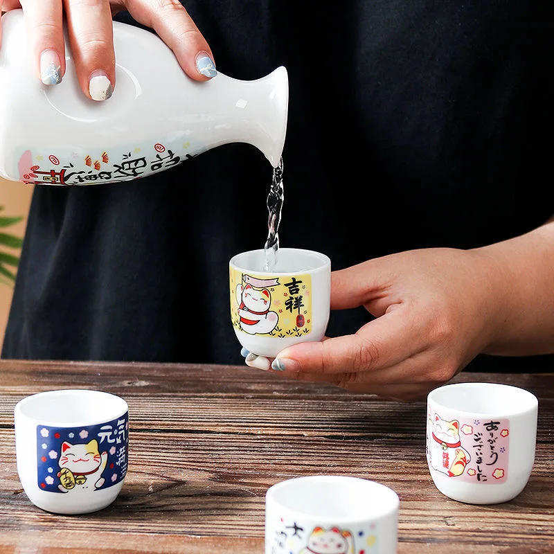 Traditional Japanese Sake Cup,Ceramic Sake Set,Sake Gifts,Hand Painted Design Porcelain Pottery Ceramic Cups Crafts Wine Glasses