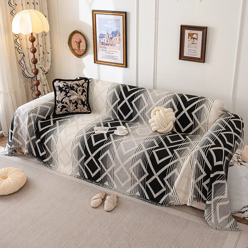 

1Pcs Four Seasons Universal Geometric Figure Sofa Towel Simple Living Room Non Slip Skin Friendly Wear-resistant Seat Cushion
