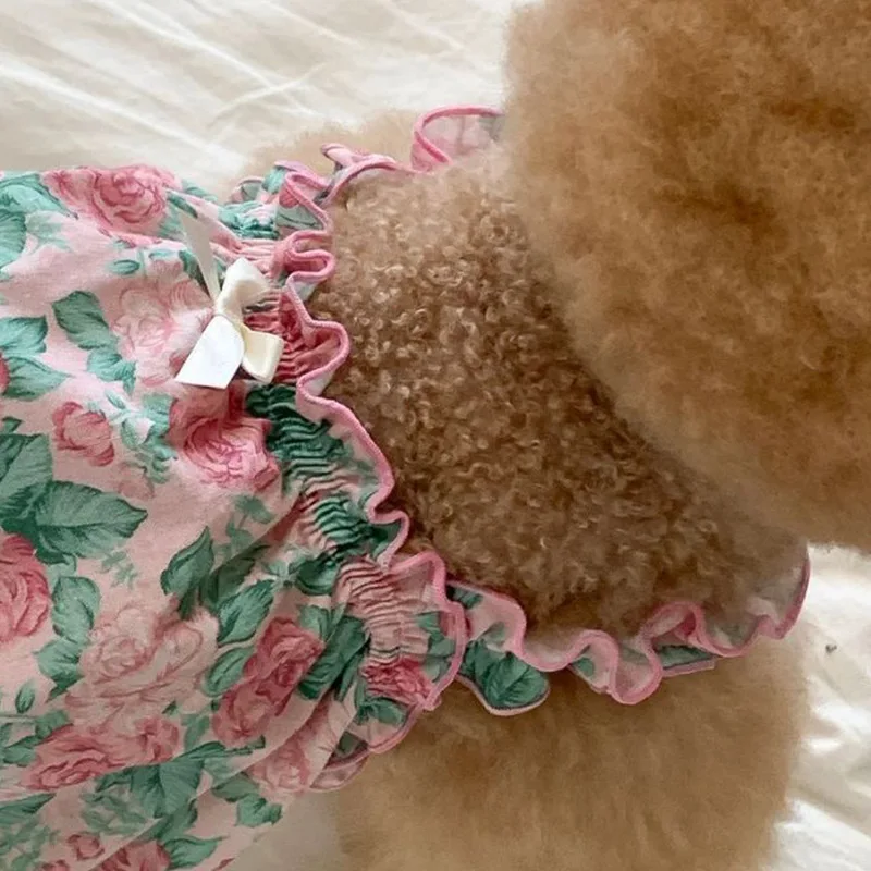 Pet Dog Clothes Cat Floral Strap Summer Fashion Thin Pet Two Leg Clothes Shirt Flying Sleeves Puppy Lace Skirt For Small Dogs