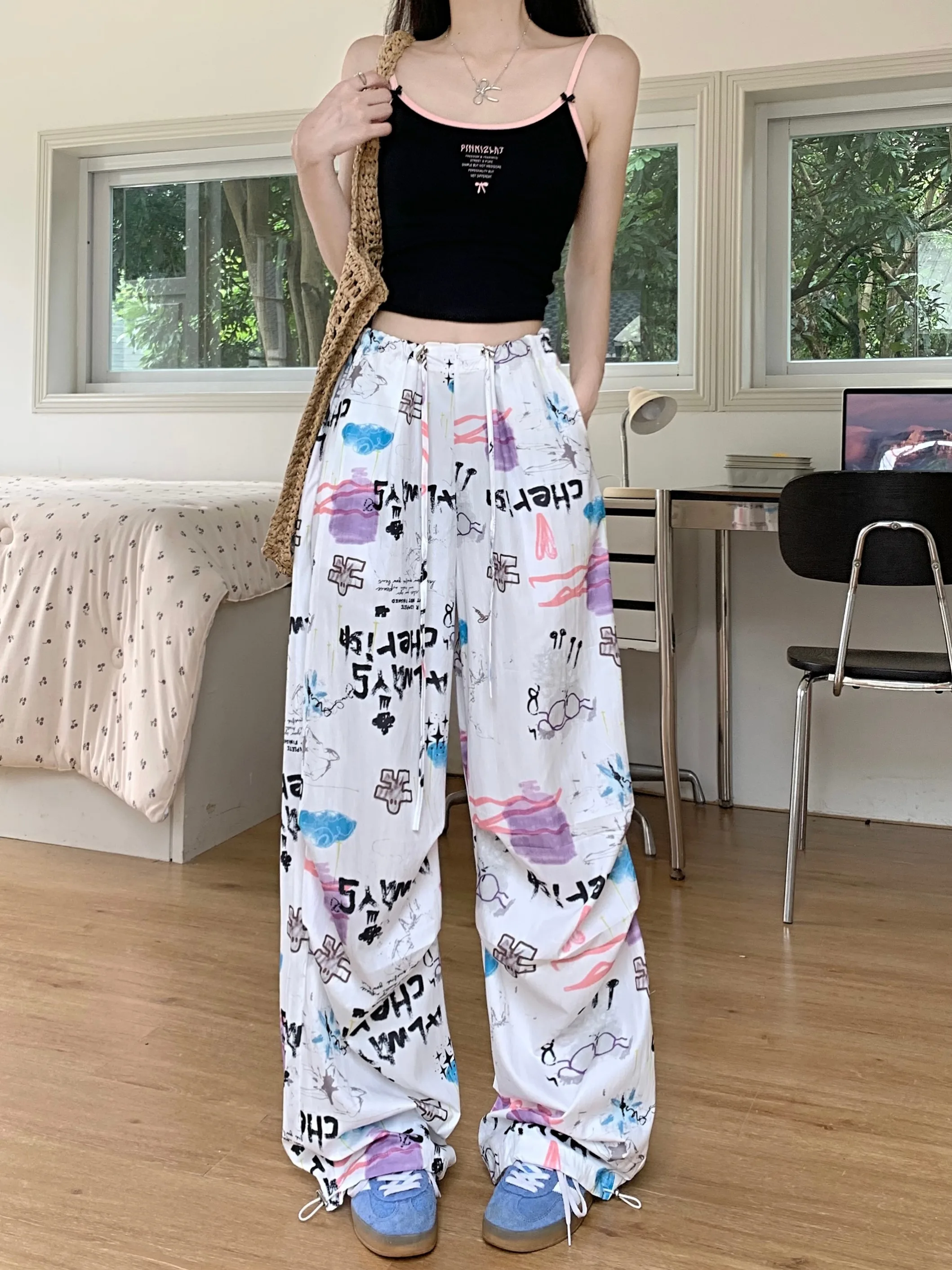 Women's Graphic Print Pants Vintage Y2k Harajuku 90s Aesthetic Baggy Parachute Pants Oversize High Waist Trousers 2000s Clothes