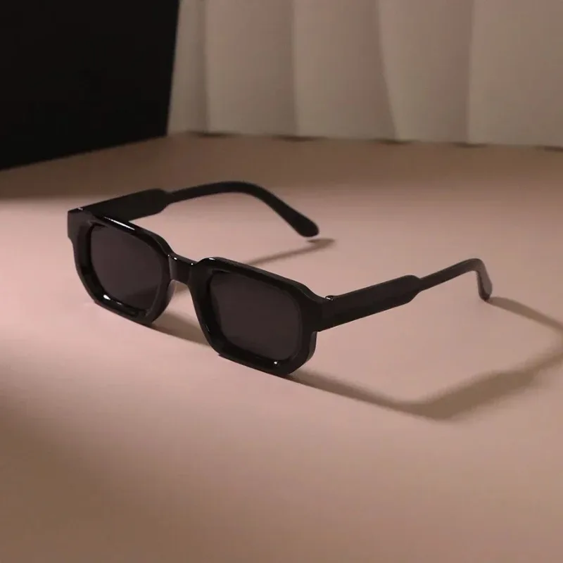 New Rectangle Sunglasses Women Men Luxurious Brand Designer Casual Sun Glasses Female Male Plastic Personality Outdoor Eyewear image 3