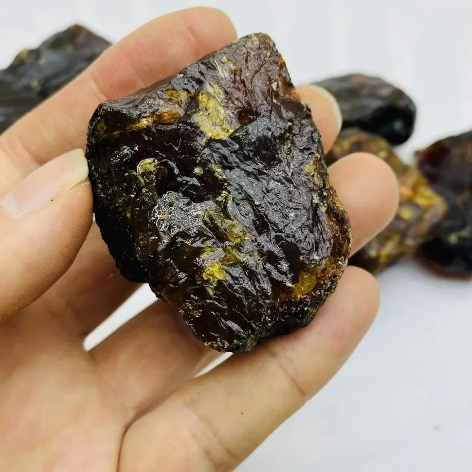 كهرمان طبيعي كريستال خشن، أضواء الشمالية عنبر الدم البورمي، مادة الحجر العتيق، حجر شقرا السحر ديكور المنزل