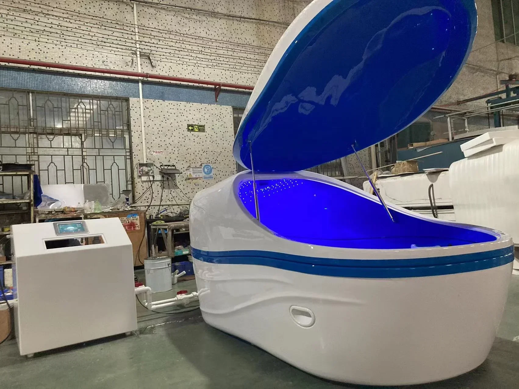 big touch screen swimming sleep ocean  Salt Therapy Floating Sensory deprivation body relax water tank pod spa With filter