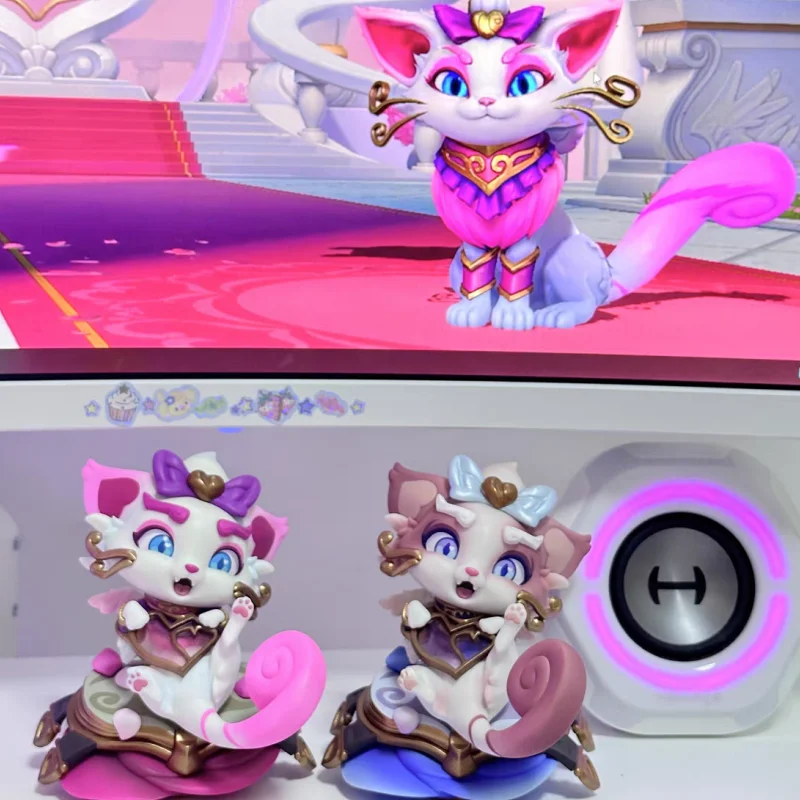 Original League Of Legends Anime Cat Yuumi Figure Valentine\'s Day Limited Suit Limited Collection Model Collectiable Toy Gift