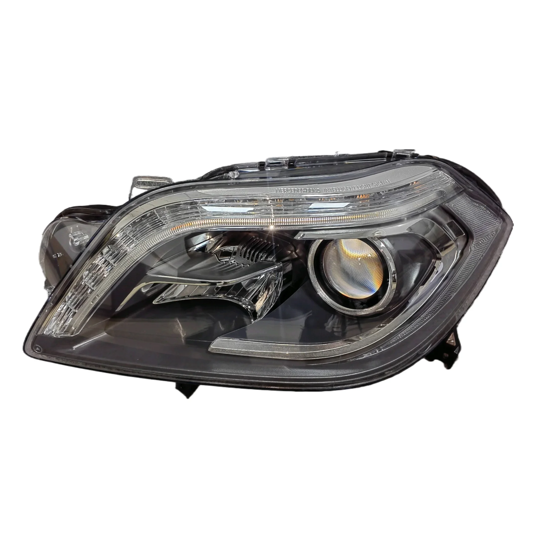 

Original Used Auto Lighting System Headlight For Mercedes-Benz 2013 2014 2015 GL166 GL450 For Front Headlight