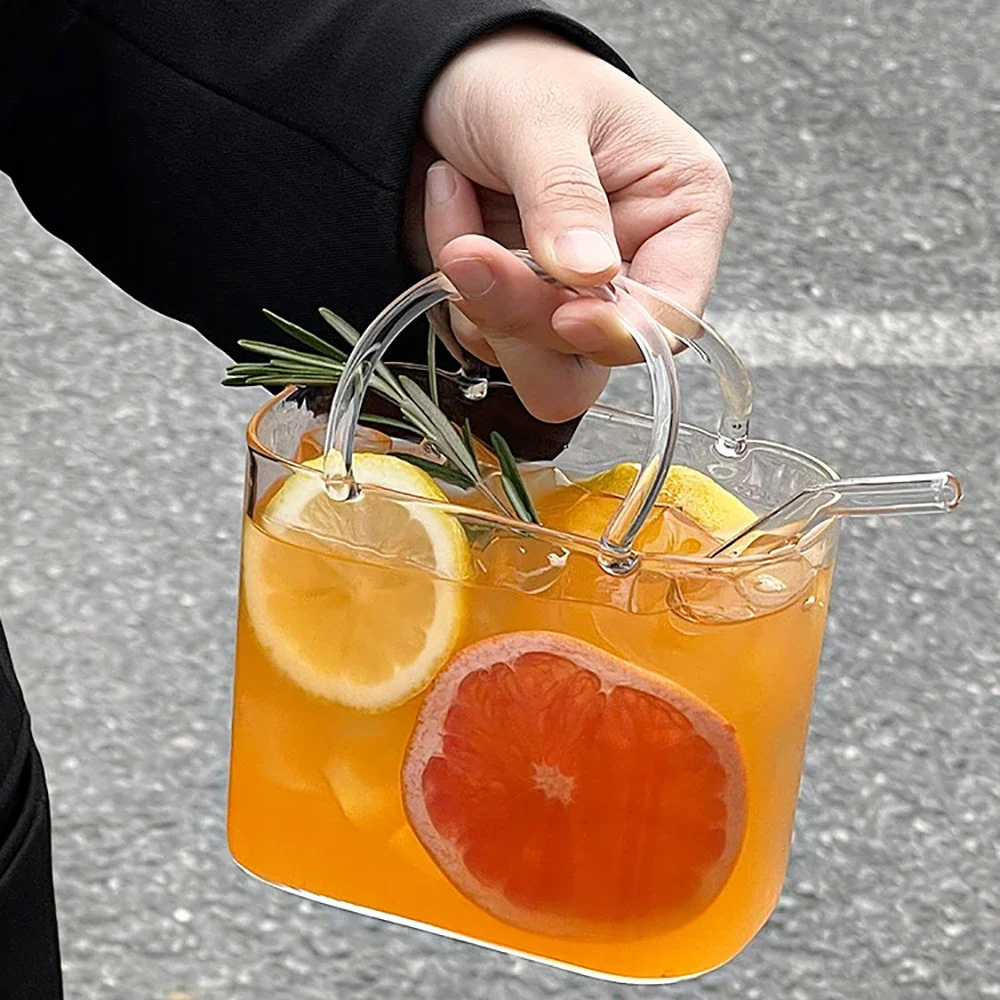 Handbag Shape Glass Beverage Cup Cocktail Wine Transparent Cups with Straw Creative Fruit Tea Juice Special Home Drinkware
