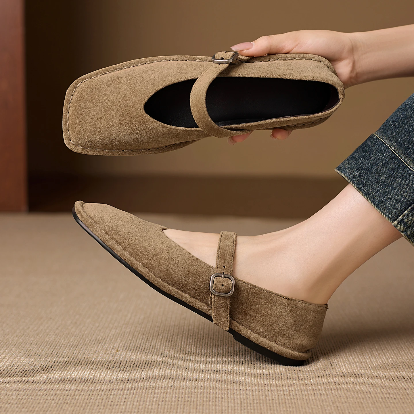 2026 Autumn Loafers Pumps Cow Suede Leather Buckle Decoration Ballet Shoes for Women Comfortable Mary Jane Flat Shoes Woman