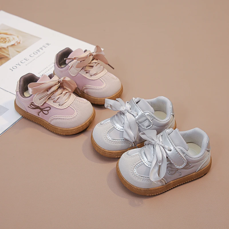 

Baby Walking Shoes Princess Style Girls Flat Shoes Sweet Ribbon Hook&loop 2025 Autumn New Kids Casual Shoes Soft Bottom Non-slip