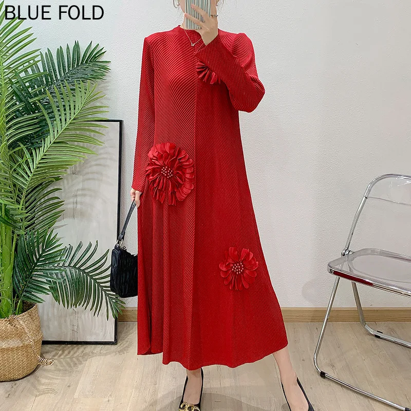 Miyake 2025 verão nova coleção de vestidos plissados com padrões florais costurados à mão e designs de contas faz um visual magro