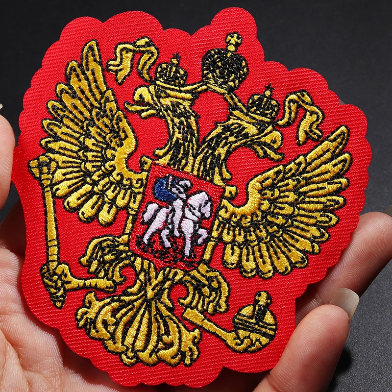 Size: 9 * 8CM Gold Russia National Flag National Emblem Patches Iron On Thin Coat Eagle Embroidery Clothing Accessories