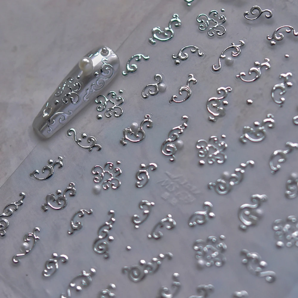 Stampaggio a caldo Modelli in nastro dorato Adesivi per nail art Stile cinese 5D Totem di perle Decalcomanie per manicure autoadesive orientali vintage