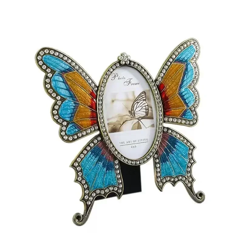 A European style photo frame display table 3/5/6 inch butterfly metal oval photo frame couple children's picture frame decoratio