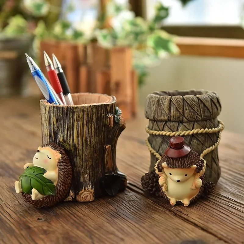 

Student Pen Inserted Hedgehog Pen Holder Creative Home Personality Birthday Gift Resin Crafts