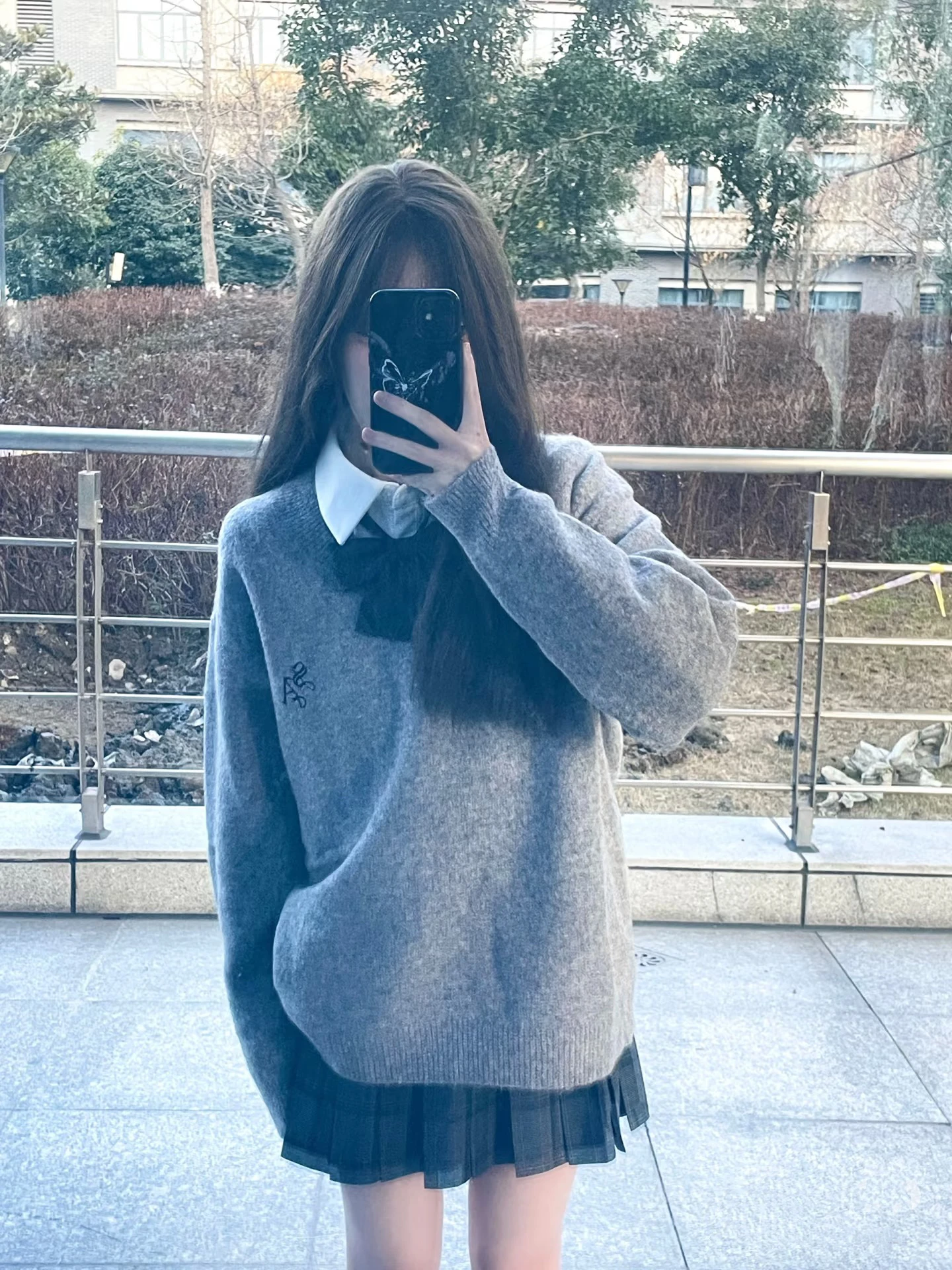 

Ретро-комплект: корейский свободный вязаный свитер и плиссированная юбка белого цвета, модный женский комплект из двух предметов в студенческом стиле