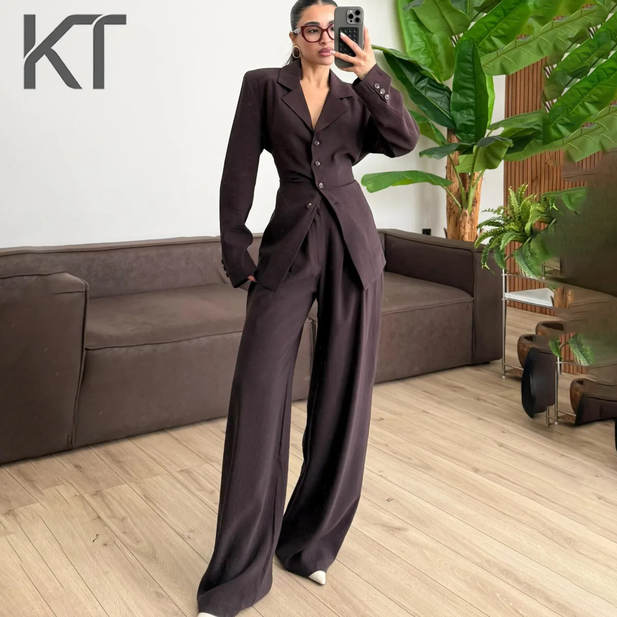 

KT Elegant Tailored Two Piece Set Women Notched Lapel Fitted Waist Blazer & High Waist Wide Leg Pants Office &Formal Wear Suits